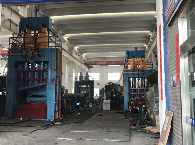 Q91y-1250 গ্যান্ট্রি শিয়ার, ইস্পাত স্ক্র্যাপ শিয়ারিং মেশিন 2