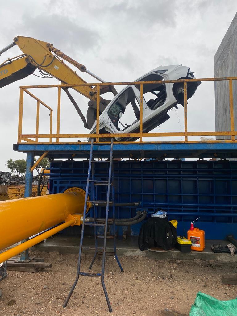 সর্বশেষ কোম্পানি ব্লগ সম্পর্কে স্টিল মিল, স্মেল্টার এবং রিসাইক্লিং প্ল্যান্টের জন্য স্ক্র্যাপ মেটাল ব্যালিং সলিউশন