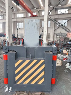 কেনা 200T হাইড্রোলিক স্ক্র্যাপ মেটাল ব্যালার প্রেস / প্লিক কন্ট্রোল সহ মেটাল রিসাইক্লিং ব্যালার মেশিন online manufacture